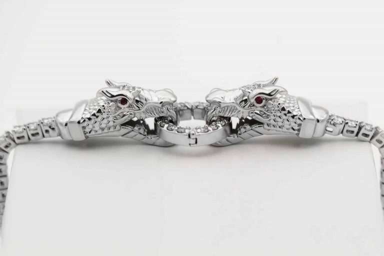 Top 5 Jewels To Upgrade Your Photoshoot Look